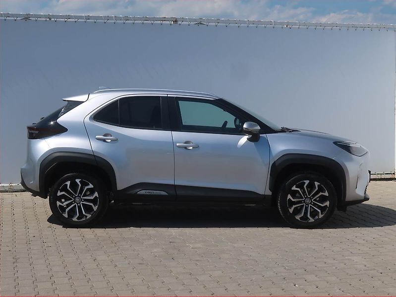 Toyota Yaris Cross (2022) 1.5 VVT-i - fotka 6 z 17