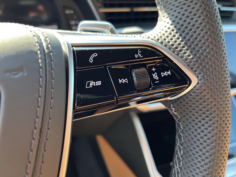 Audi RS 7 TFSI 463 kW quattro - fotka 14 z 26