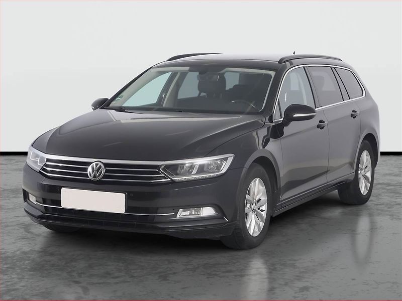 Volkswagen Passat (2015) Comfortline 2.0 TDI, Automat - fotka 2 z 14
