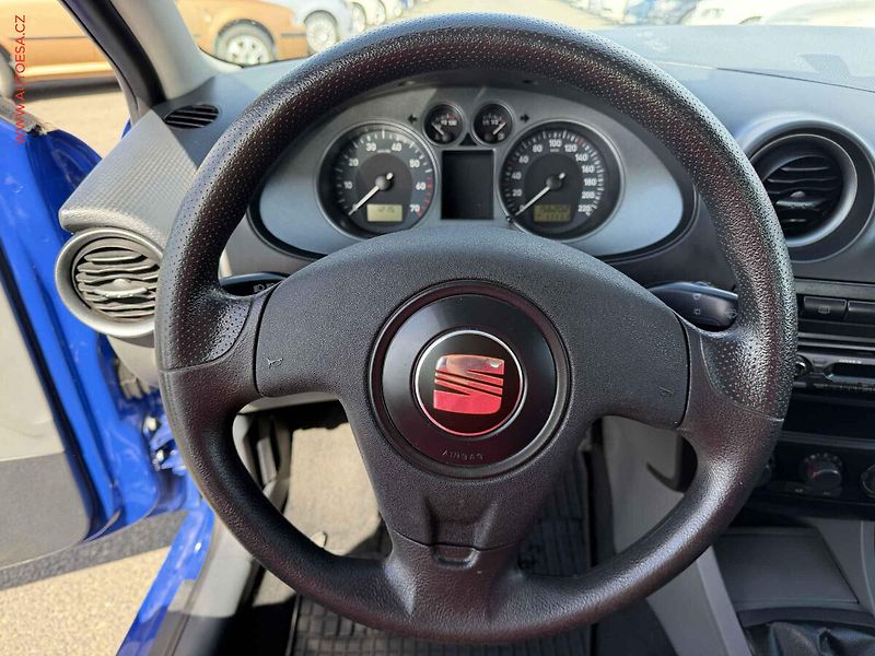 Seat Ibiza (2006) 1.2i, ČR - fotka 12 z 16