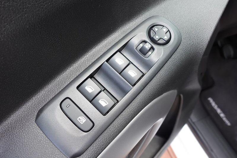 Toyota ProAce City Verso 1.5 D4-D 130 6 MT Long 5D Fami - fotka 10 z 31