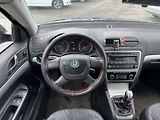 Škoda Octavia (2010) 1.6 TDI 77kW - náhled 17