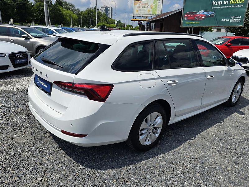 Škoda Octavia 2.0 TDI AMBITION PLUS 1.MAJ ČR - fotka 6 z 37