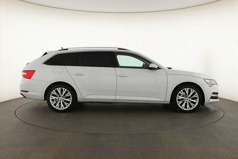 Škoda Superb (2021) iV 1.4 TSI PHEV, Automat, Navi - fotka 6 z 20