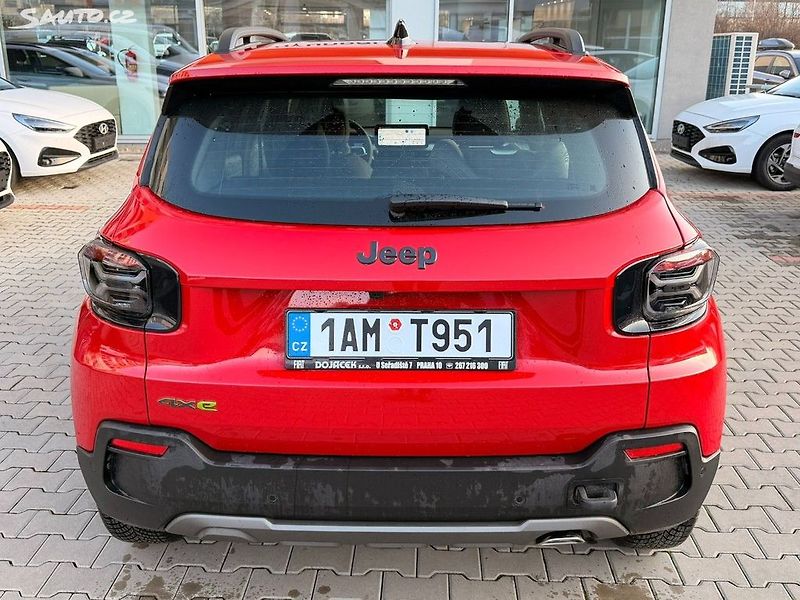 Jeep Avenger (2026) 4xe Upland 1.2 Turbo e-Hybrid - fotka 4 z 18