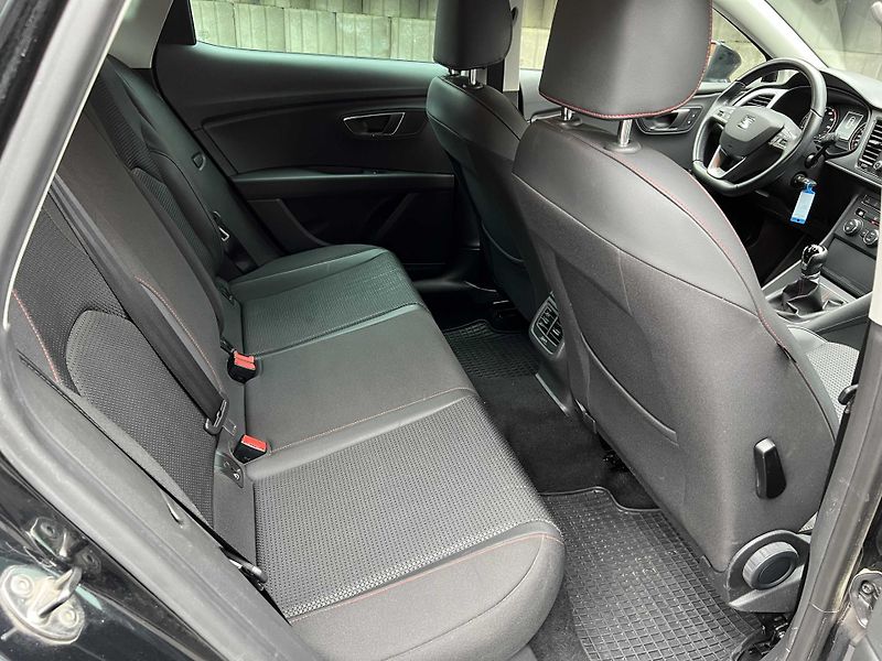 Seat Leon FR 1.4 TSi 90 kW SERVISKA - fotka 7 z 13