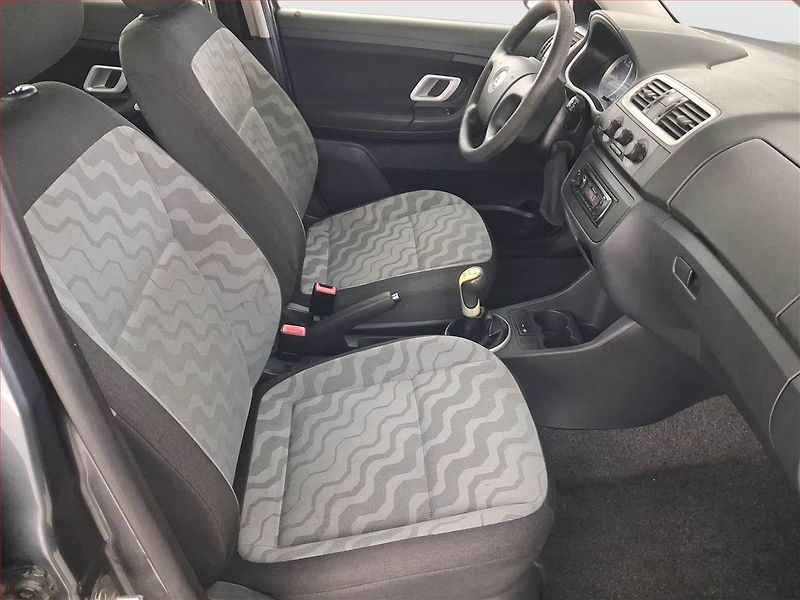 Škoda Fabia (2008) 1.2 12V, po STK, Tažné - fotka 9 z 17