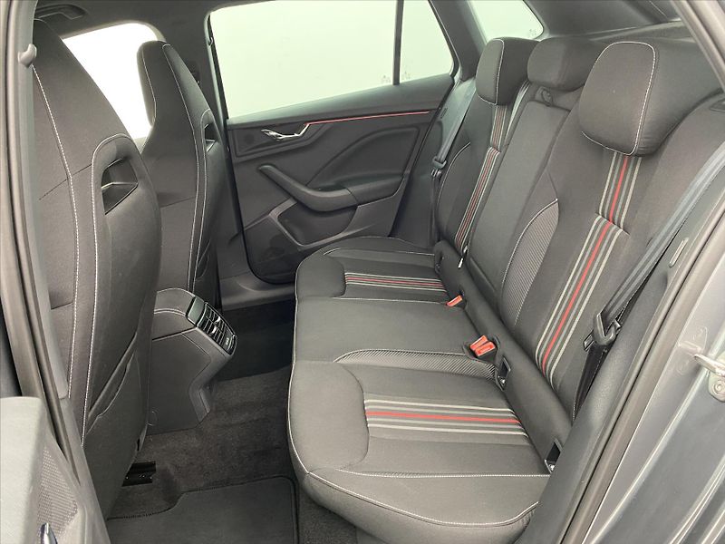 Škoda Kamiq 1,0 TSI 85kW DSG Monte Carlo - fotka 6 z 27