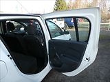 Dacia Sandero 1,2 16V 55kW Access, KLIMA - náhled 21