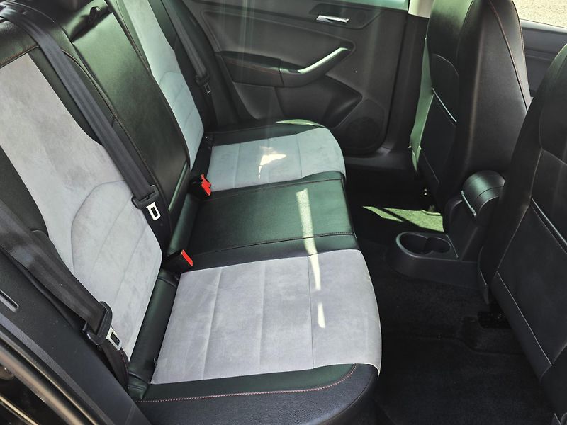 Seat Toledo 1.2 TSI 81KW FR LINE FULL LED  - fotka 17 z 27