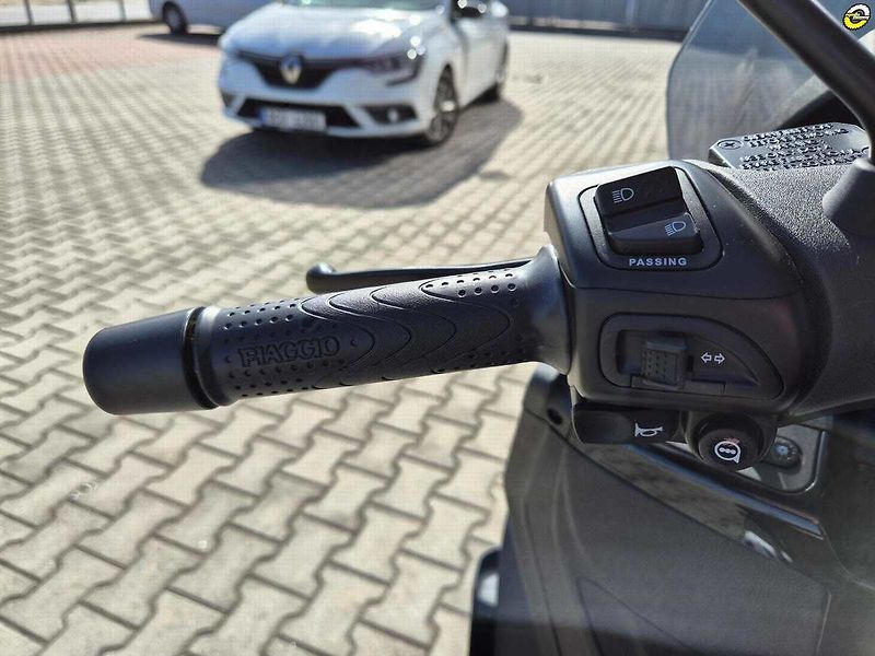 Piaggio MP3 300 (2026) MP3 310 SPORT - fotka 18 z 24