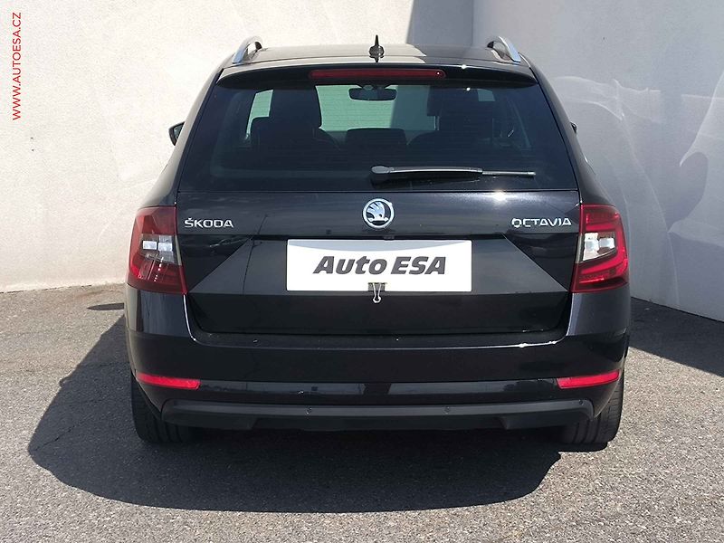 Škoda Octavia (2017) 2.0 TDI, Navi, LED - fotka 5 z 26