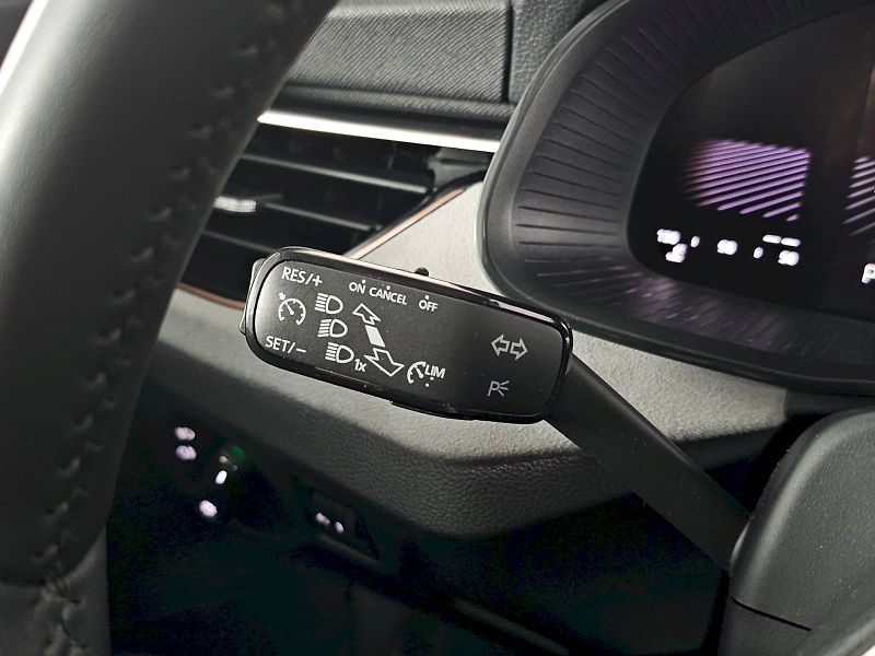 Škoda Kamiq (2025) 1.0TSI 85kW TOP Selection DSG - fotka 24 z 33