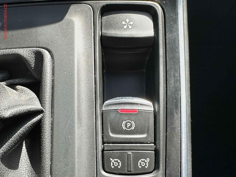Renault Grand Scénic (2019) 1.7 dCI 7míst, 2.maj, AT - fotka 17 z 19
