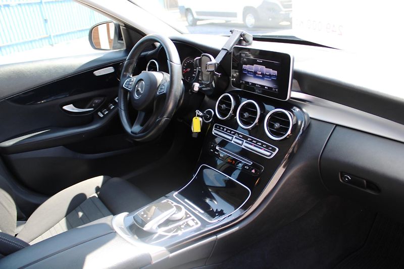 Mercedes-Benz Třídy C (2016) C220CDI NAVI LED TEMPOMAT ALU - fotka 14 z 16