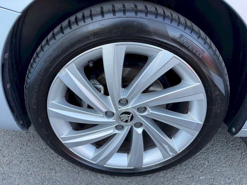 Škoda Octavia (2023) 2.0 TDI 110kW DSG Style - fotka 35 z 35
