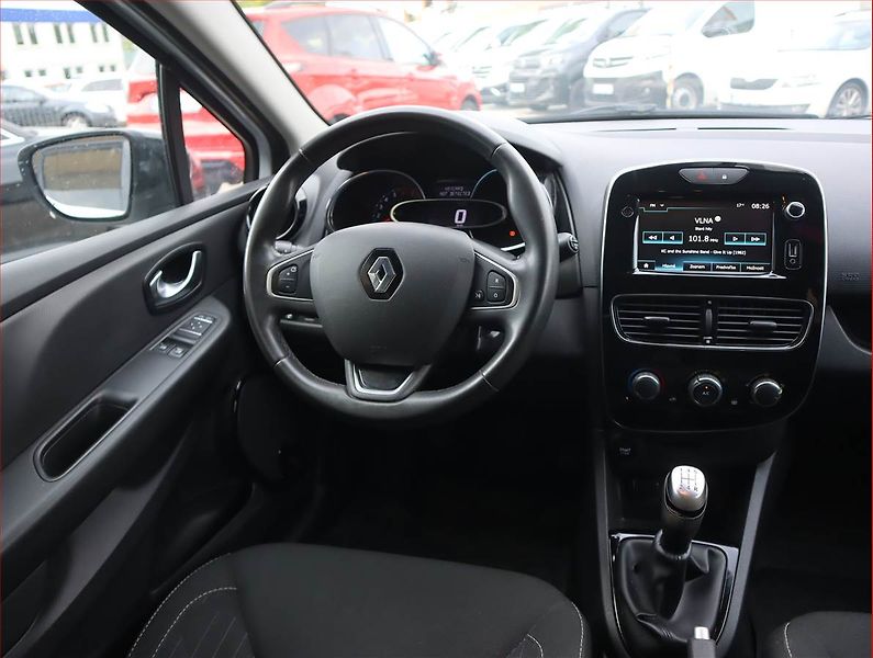 Renault Clio (2019) Limited 0.9 TCe, Navi - fotka 7 z 19