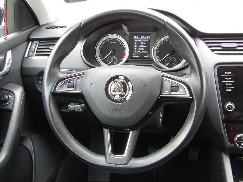 Škoda Octavia (2020) 2.0 TDi, Style, DSG - fotka 14 z 21