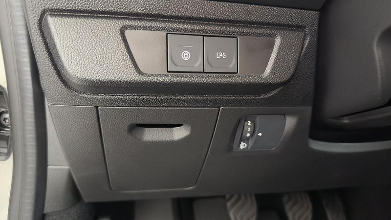 Dacia Jogger (2026) Expression Eco-G 120 7 míst - fotka 19 z 19