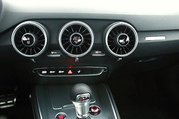 Audi TT Coupé quattro.