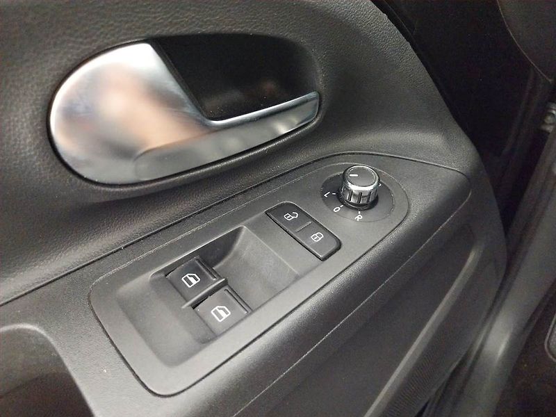Škoda Citigo (2015) Ambition 1.0 MPI, Serv.kniha - fotka 16 z 17