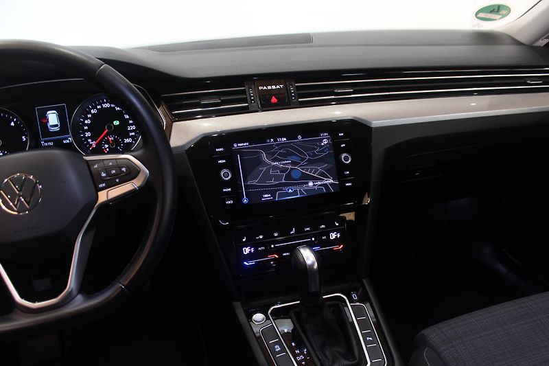 Volkswagen Passat (2021) 2.0TDI DSG Nez.Topení LED - fotka 37 z 38