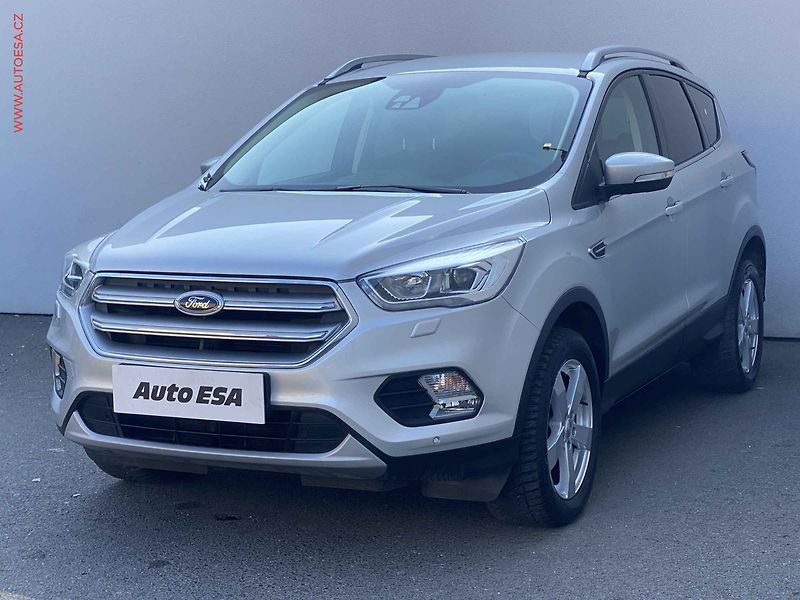 Ford Kuga (2019) 1.5 EB, Navi, kamera, TZ - fotka 3 z 18