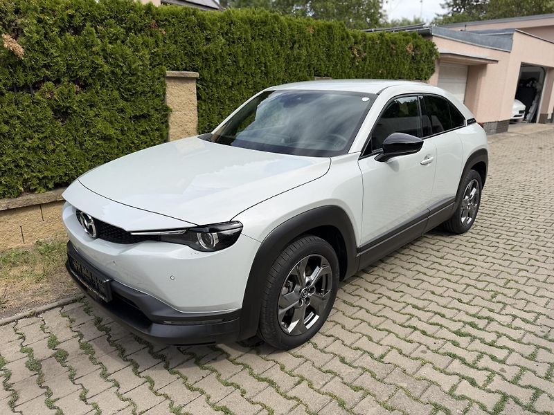 Mazda MX-30 (2021) EXLUSIVE-NAVI-KÚŽE-ČERPADLO- - fotka 7 z 26
