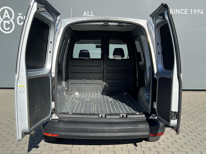 Volkswagen Caddy (2019) 2,0TDi 55kW - fotka 9 z 25