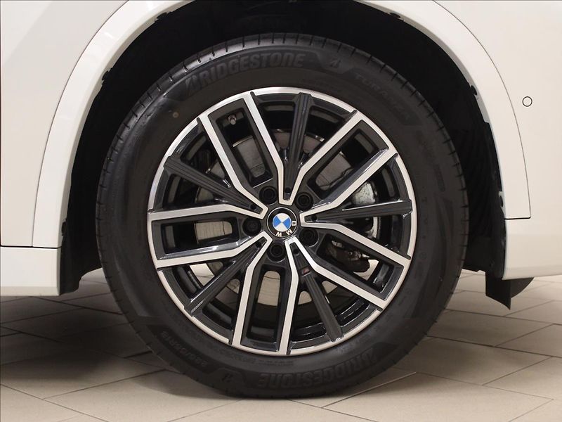 BMW X1 2,0 23d 145 kW xDrive M Sport - fotka 28 z 29