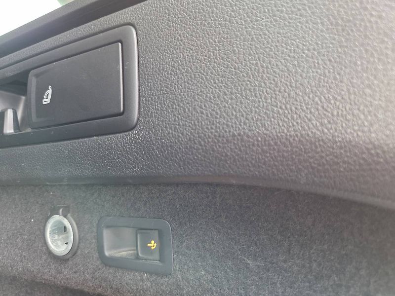 Volkswagen Passat Variant (2019) Passat Alltrack 2.0 BiTDI - fotka 41 z 50