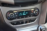 Ford Focus (2014) 1.0 EB 74kW TREND 2x kola - náhled 27