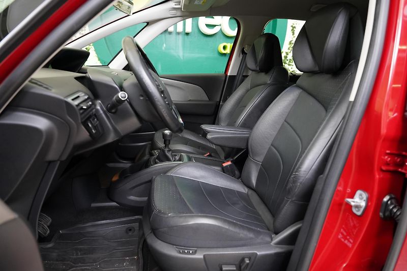 Citroën C4 Picasso - fotka 9 z 23