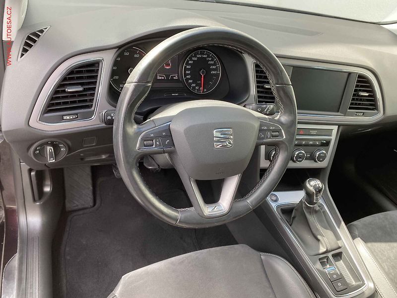 Seat Leon (2017) 1.8 TSi, Xcellence, +ALU - fotka 12 z 19