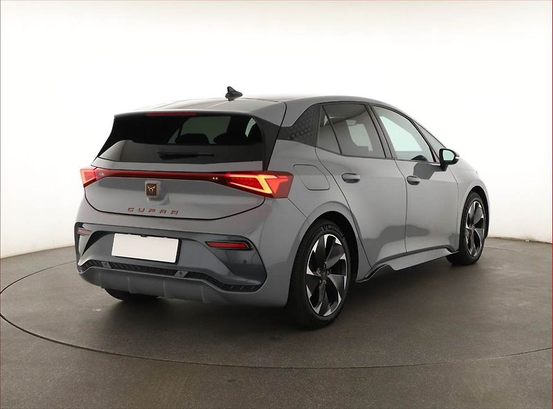 Cupra Born (2022) 58 e-boost, SoH 91% - fotka 5 z 21