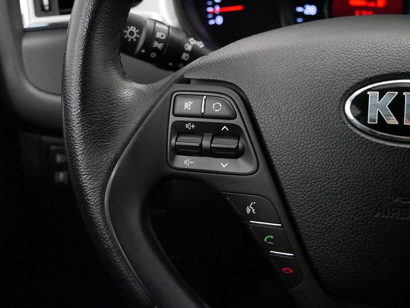 Kia Ceed - fotka 16 z 25