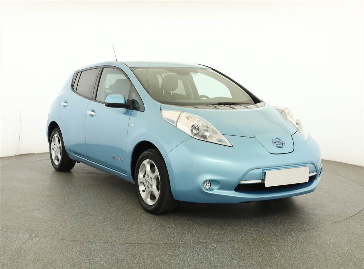 Nissan Leaf 30 kWh, SoH 77%, Automat
