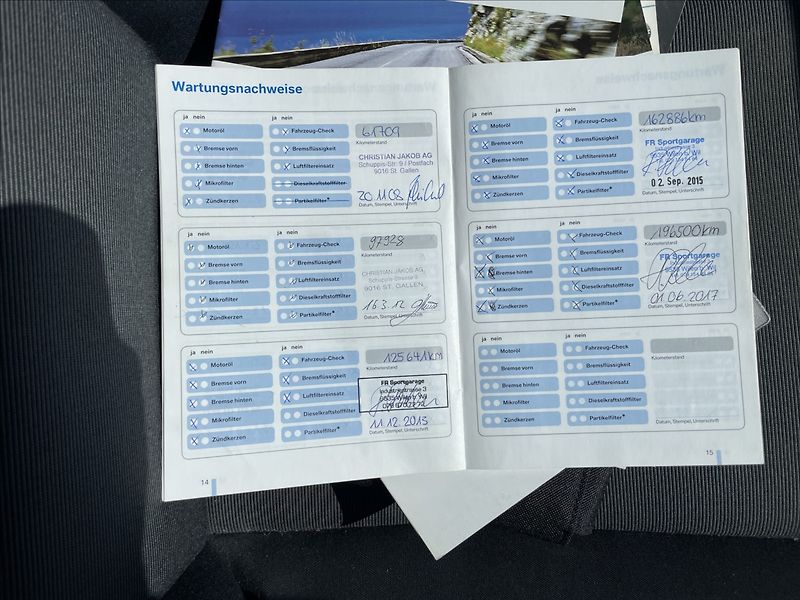 BMW Řada 1 1,6 i 85kw Klimatronic, Výhřev - fotka 12 z 31