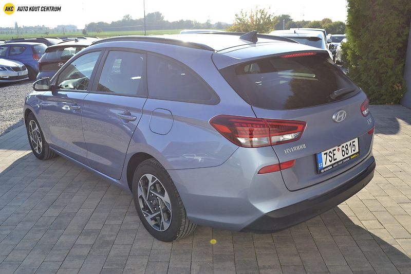 Hyundai i30 WG 1.5T-GDI 103KW DCT FAMILY N - fotka 3 z 47