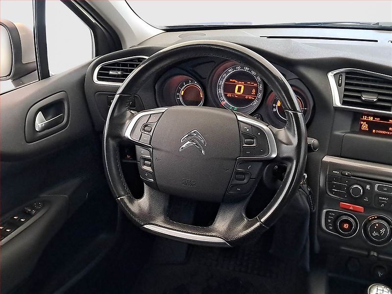 Citroën C4 (2012) 1.6 VTi, plně pojízdný - fotka 14 z 14