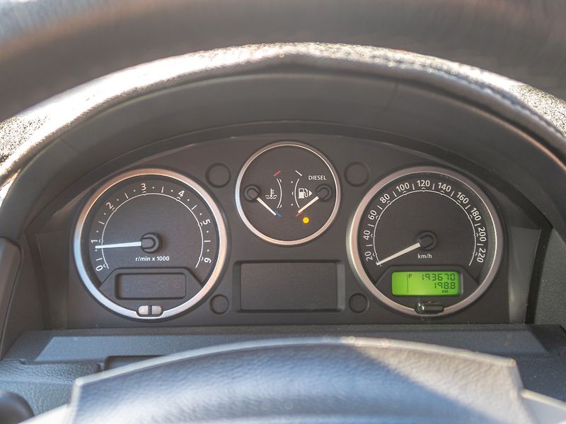 Land Rover Discovery (2007) 2.7D 140KW – PO SERVISU - fotka 17 z 38