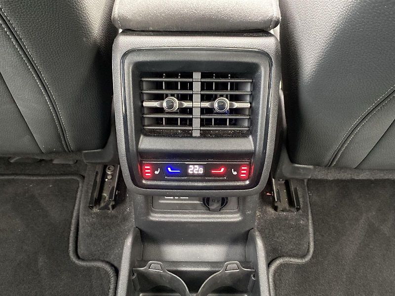 Škoda Kodiaq (2025) 1.5 TSI iV DSG SportLine - fotka 30 z 40