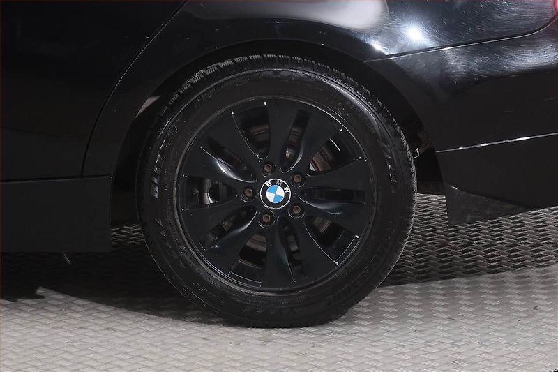 BMW Řada 3 (2012) 320 d xDrive, 4X4, Automat - fotka 15 z 26