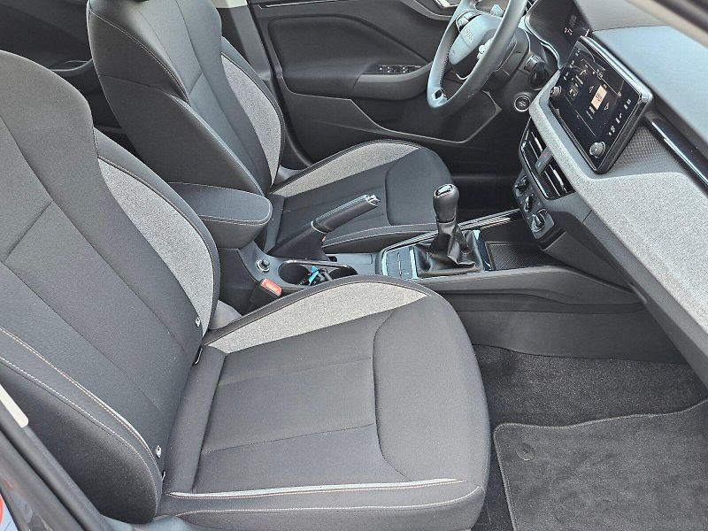 Škoda Scala (2025) SELECTION TSI 85/1.0 M6F - fotka 15 z 27