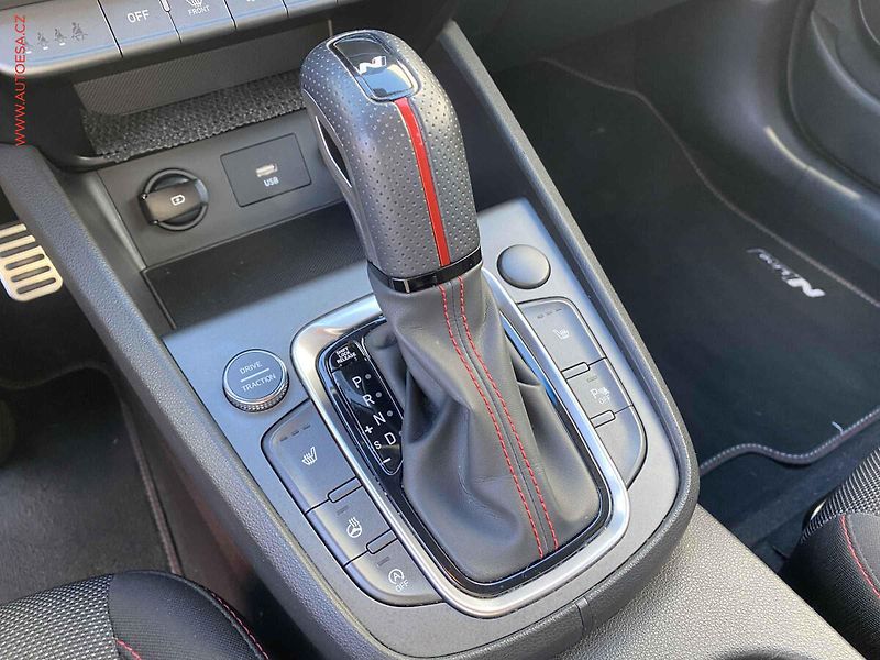 Hyundai Kona (2021) 1.6 T-GDi, ČR, N Line, AT - fotka 16 z 22
