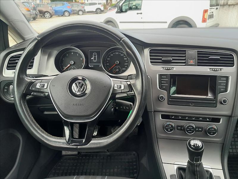 Volkswagen Golf VII 1,2 TSI 81kW LOUNGE - fotka 36 z 60
