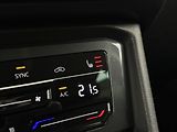 Volkswagen Tiguan 2,0 DSG DPH ACC NZTOP VC TAŽNÉ - náhled 26