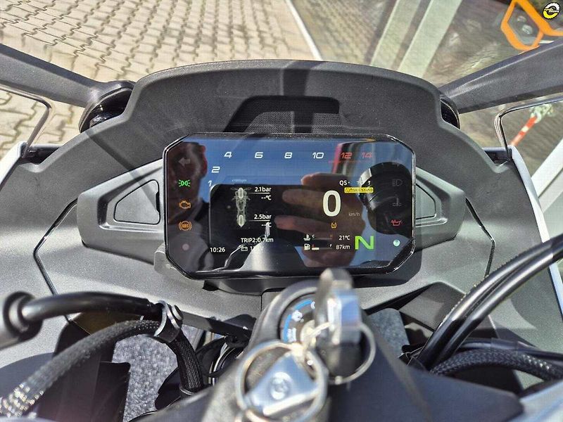 CFMOTO (2026) 675 SR-R - SKLADEM - fotka 20 z 43