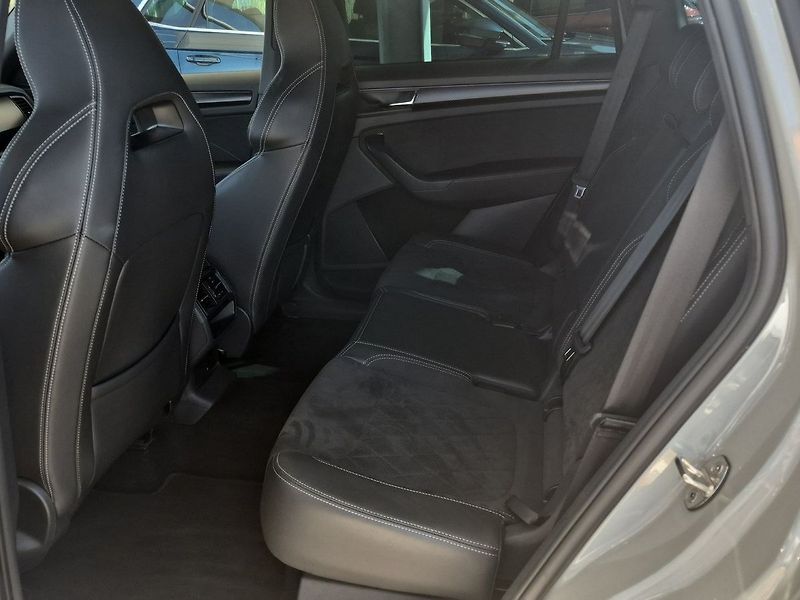 Škoda Kodiaq 2.0 TSI DSG 4X4 Sport Exclusiv - fotka 10 z 29
