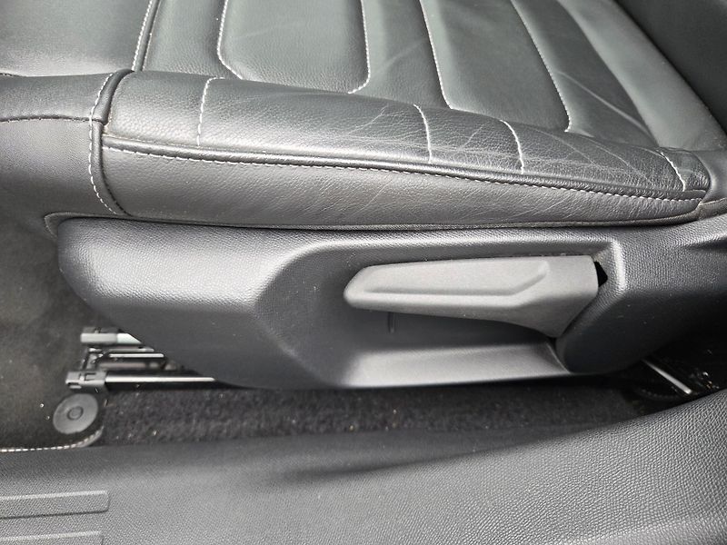 Citroën C4 (2022) 1.5 BHDi 130 SHINE EAT8 - fotka 34 z 38